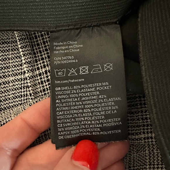 H&M Gray Plaid Pleated Wide Leg Pants Size 2 - Picture 5 of 11